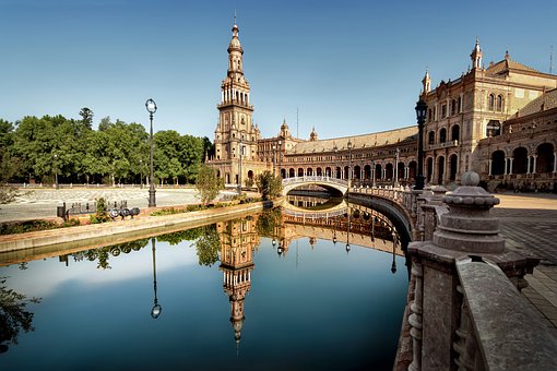11 Cool Tour Spain